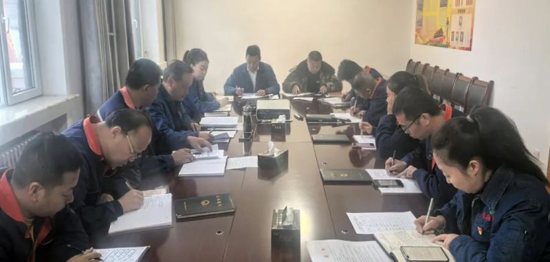 物產(chǎn)配送公司紀委召開2025年第一次紀委學(xué)習(xí)（擴大）會暨節(jié)前廉政教育警示會