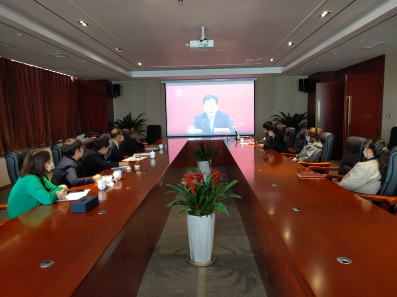 省物產(chǎn)集團組織干部職工收看&ldquo;中國這十年&middot;青海&rdquo;主題新聞發(fā)布會