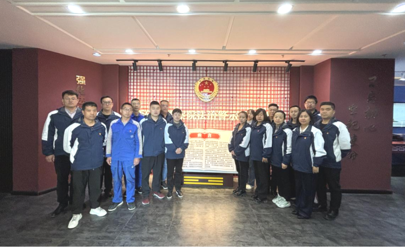 汽貿(mào)公司黨支部開展 &ldquo;強化作風建設(shè)  筑牢紀律防線&rdquo; &mdash;&mdash;深入貫徹中央八項規(guī)定精神學習教育主題黨日活動