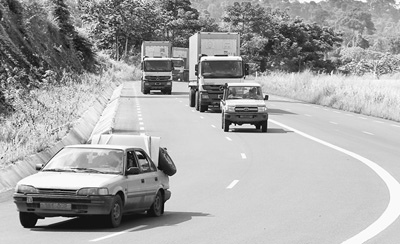 搭中國快車，促非洲發(fā)展