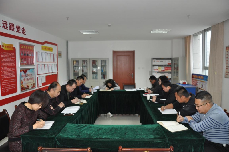 銘記&ldquo;生命線(xiàn)&rdquo;、分清&ldquo;是非線(xiàn)&rdquo; 修筑&ldquo;防腐線(xiàn)&rdquo;、不踩&ldquo;高壓線(xiàn)&rdquo;